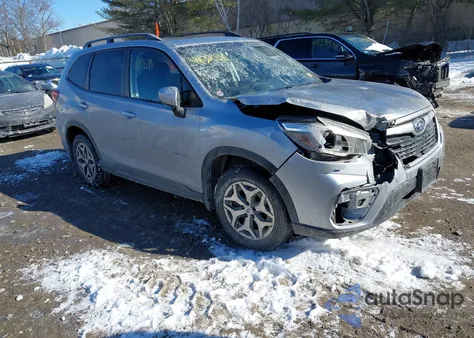 2019 Subaru Forester Premium z USA, uszkodzony, nr VIN JF2SKAEC5KH544396
